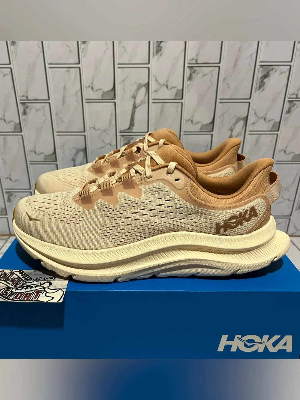 New Hoka One One Kawana 2 Running Training Walking Shoes Cream White Womens